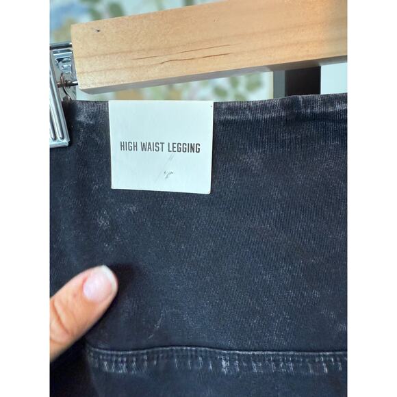 NWT Victoria's Secret PINK Yoga High Waisted Legging Slightly Acid Washed Small - Picture 10 of 10